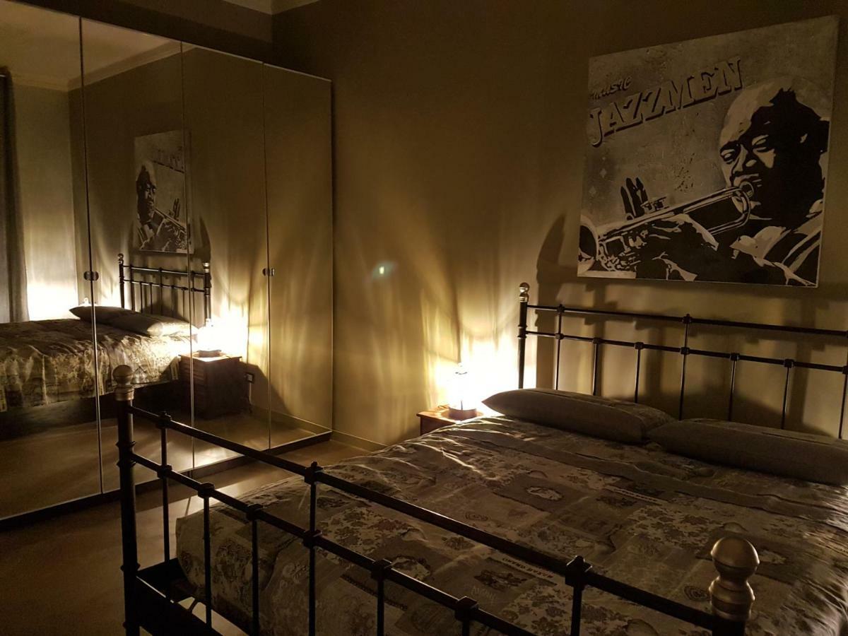 Апартаменты Saint George'S House Centro-Stazione-Ospedali Алессандрия Экстерьер фото