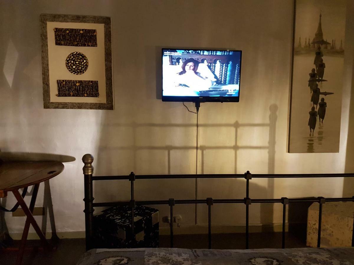 Апартаменты Saint George'S House Centro-Stazione-Ospedali Алессандрия Экстерьер фото